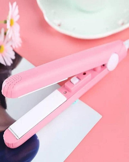 Mini Portable Hair Straightener | Smooth, Silky, Frizz-Free Hair (Boxed)